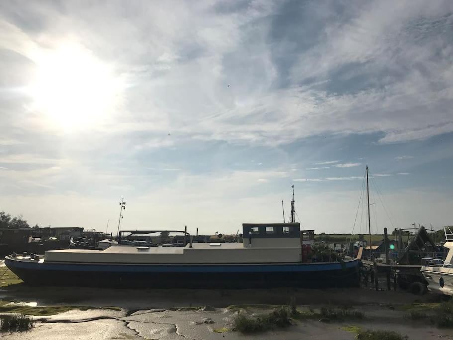 Toosey Lass - St Osyth Creek Saint Osyth Zewnętrze zdjęcie